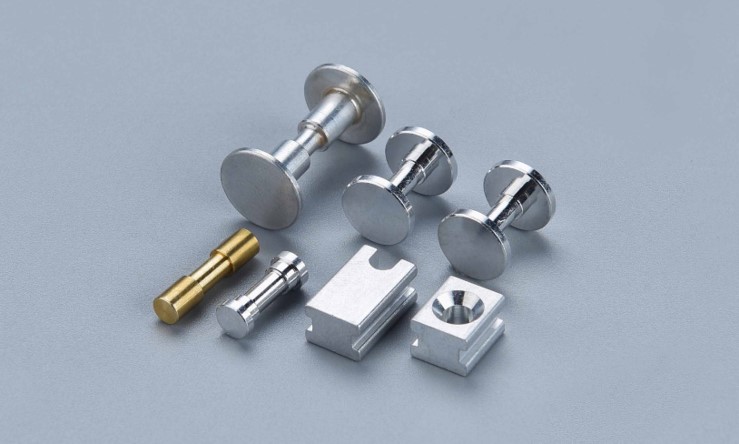 5G通信五金配件加工件-哑铃