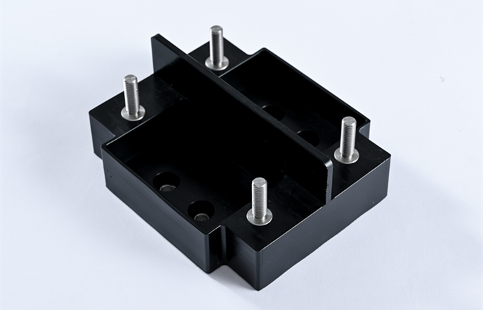 新能源汽车配件加工件-保险座